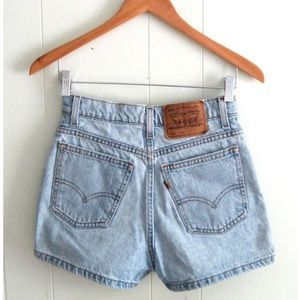 Vintage Levi jean shorts