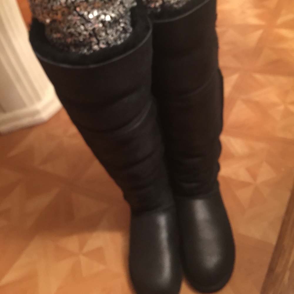 Today only tall black UGGs 180.00