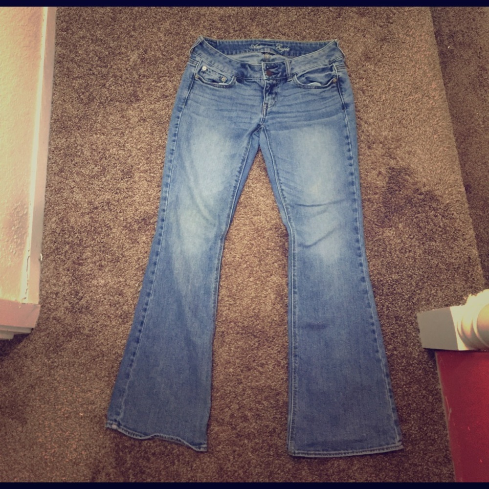 Boot cut jeans