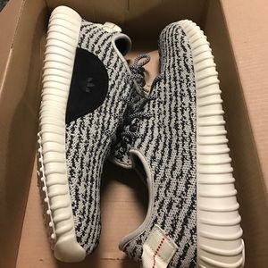 Yeezy Boost 350 Size 8.5 Men's 10 Women's