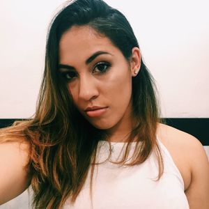 Meet your Posher, Carolina