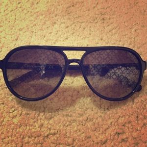 Black Tory Burch sunglasses