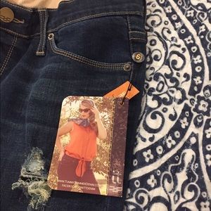 Distressed Tummy Trimmer Jeans size 6