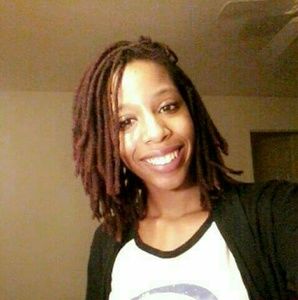 Meet your Posher, Shana