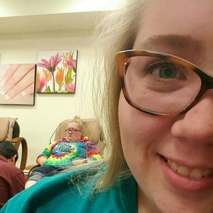 Meet your Posher, Hailie