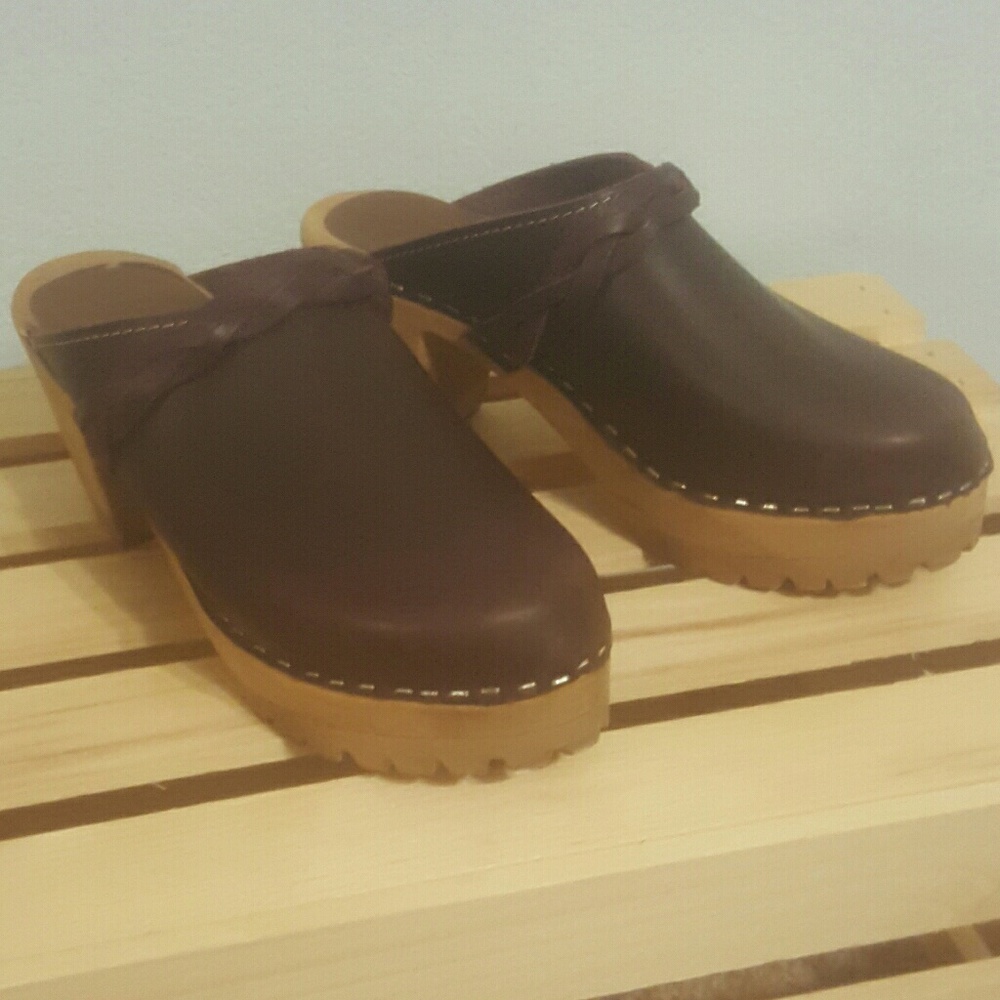MIA "elsa" Swedish leather clogs