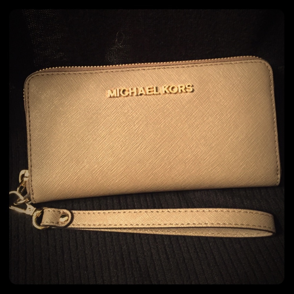 Tan Michael Kors Travel Multifunction Phone Case