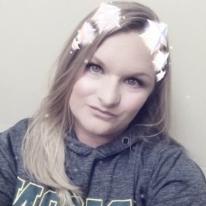 Meet your Posher, Casey