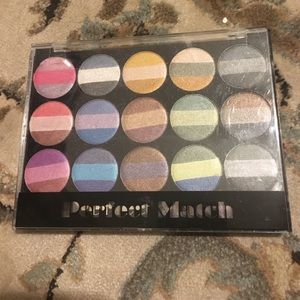 Never used eye shadow palette