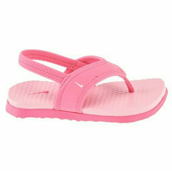 nike sandals 10c