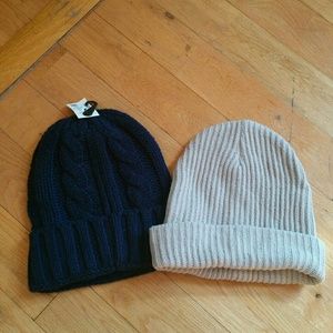 2 beanies bundle