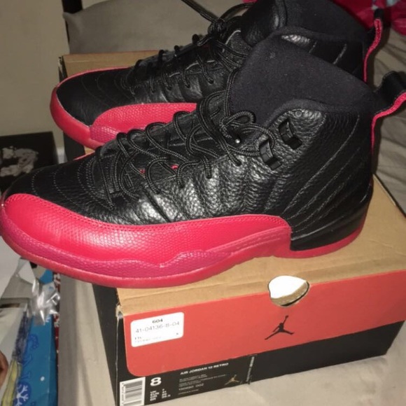 Air Jordan 12 Flu Game - Picture 1 of 3