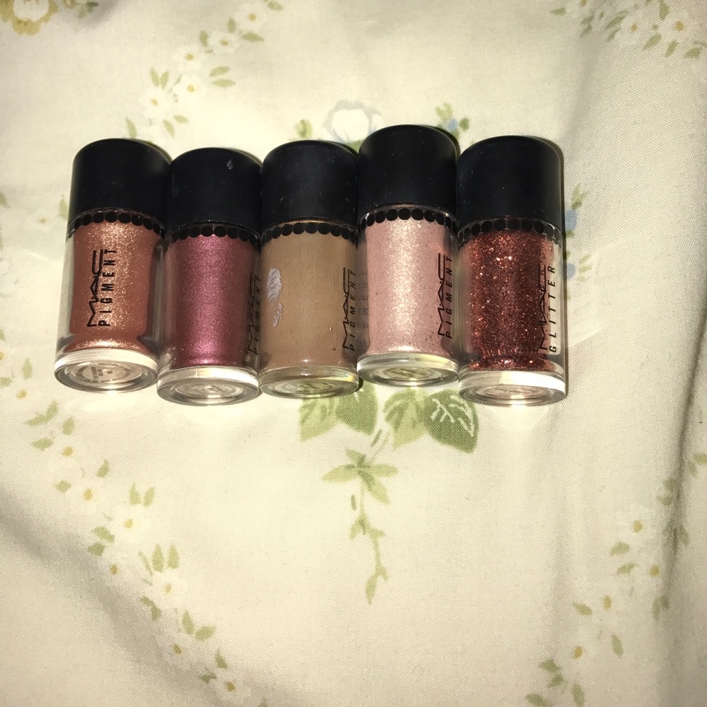 Mac pigments and glitter bundle