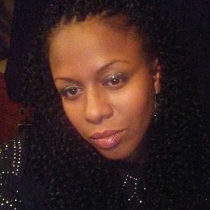 Meet your Posher, Latoya
