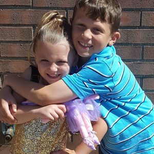 Meet your Posher, Dina