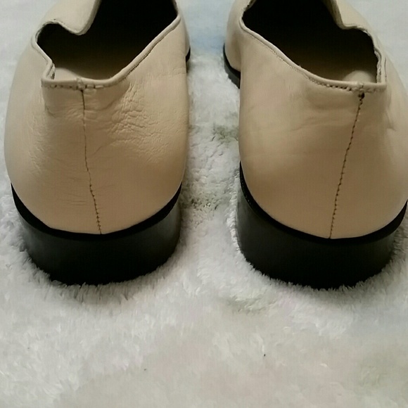 Leather closed toe Loafer NEW! Walking shoe - Picture 4 of 6