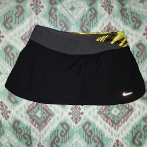 NIKE DRI-FIT Skort