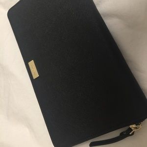 Kate spade saffiano clutch