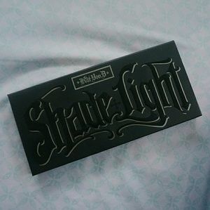 KVD Shade + Light Contour Palette