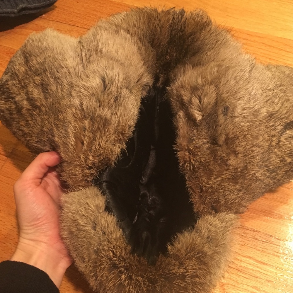 Rabbit trim hat - Picture 3 of 4