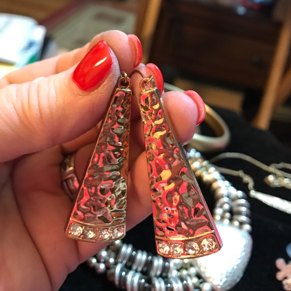 Earrings - Picture 2 of 4