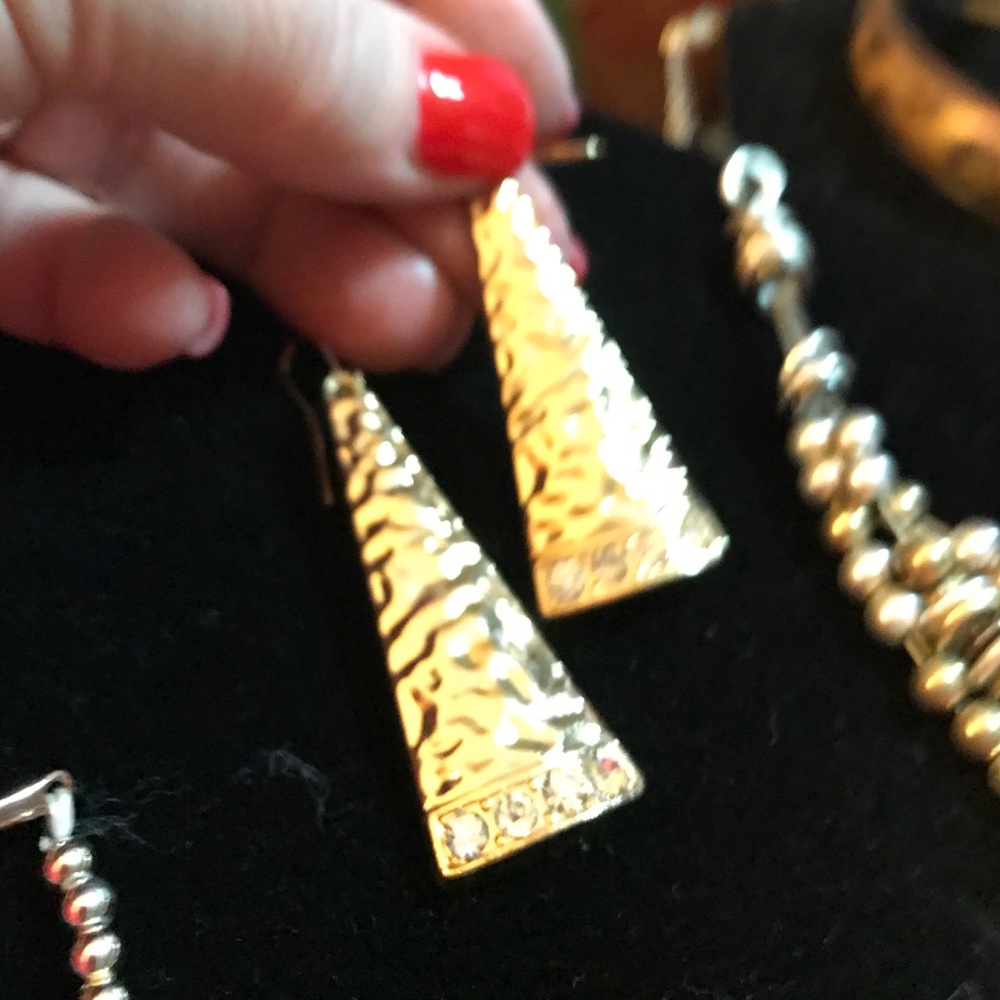 Earrings - Picture 4 of 4
