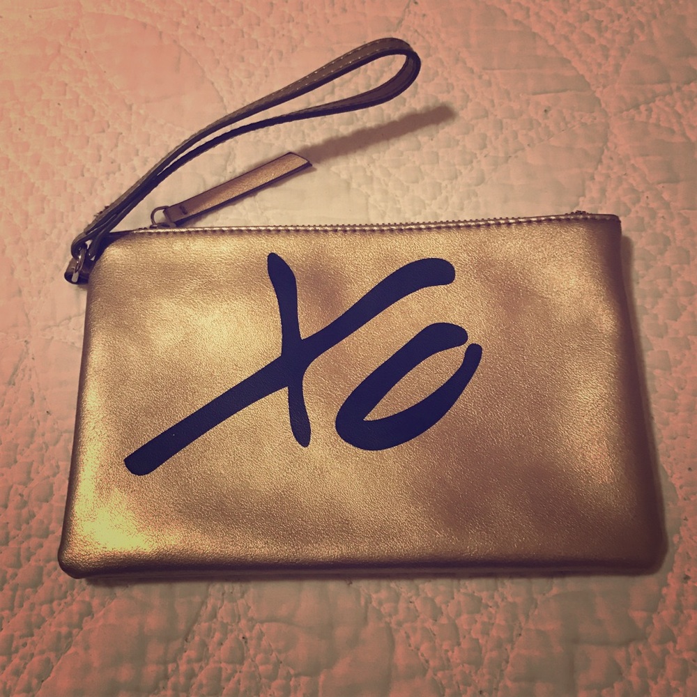 Banana Republic Gold Clutch in Perfect Condition