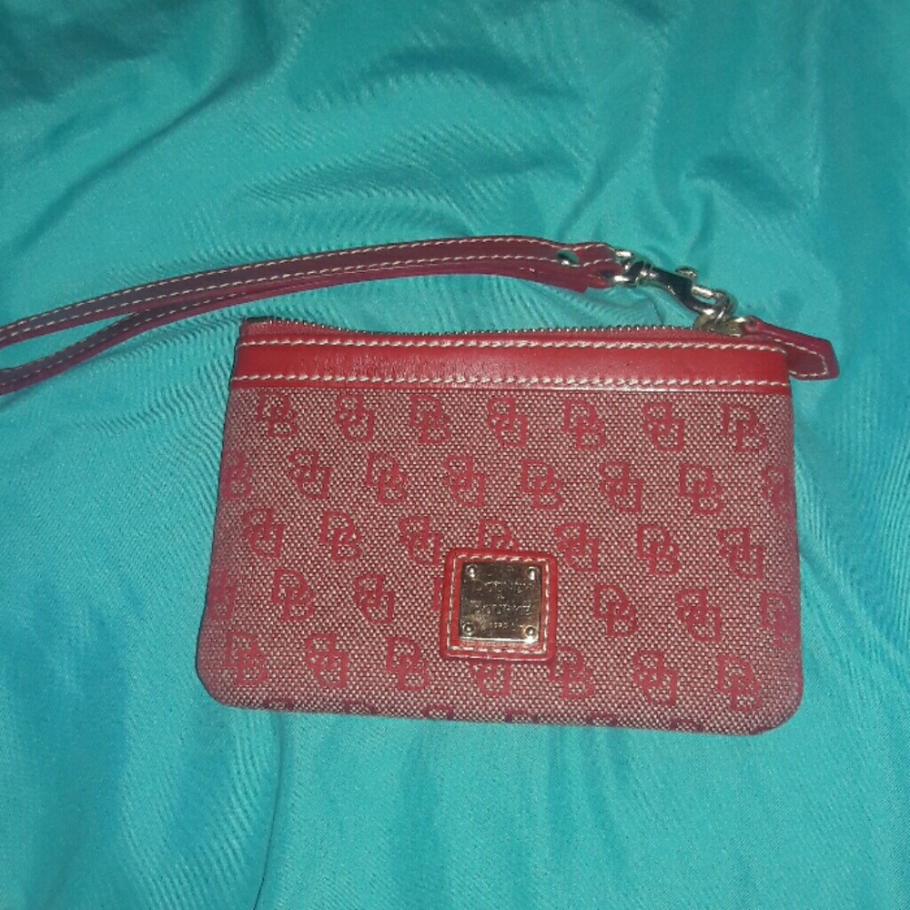 Dooney & Bourke