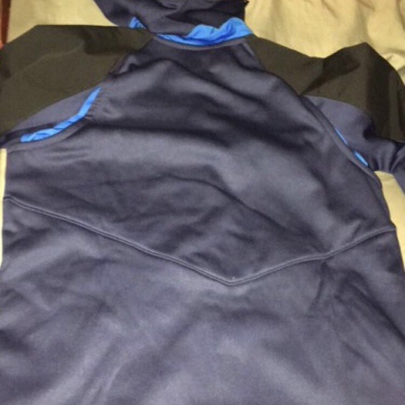 Nike Hoodie Sz Small - Picture 3 of 3