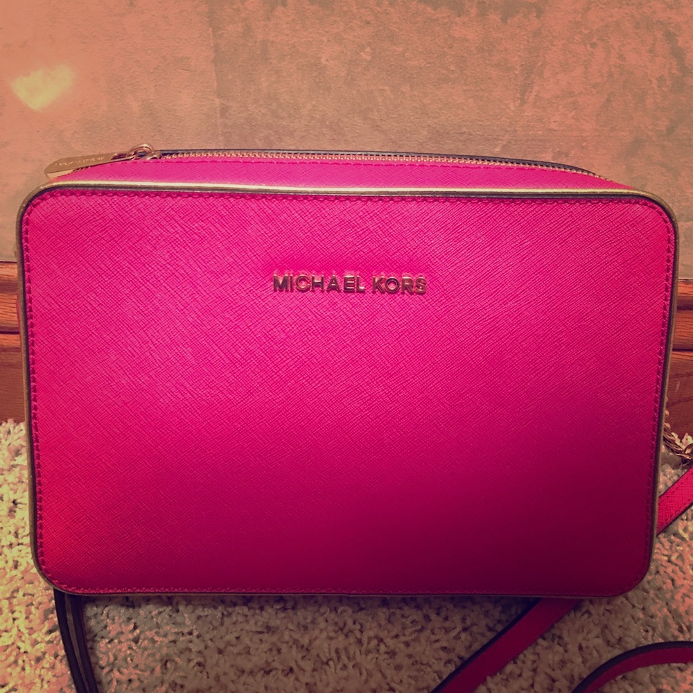 Michael Kors Jet Set Crossbody