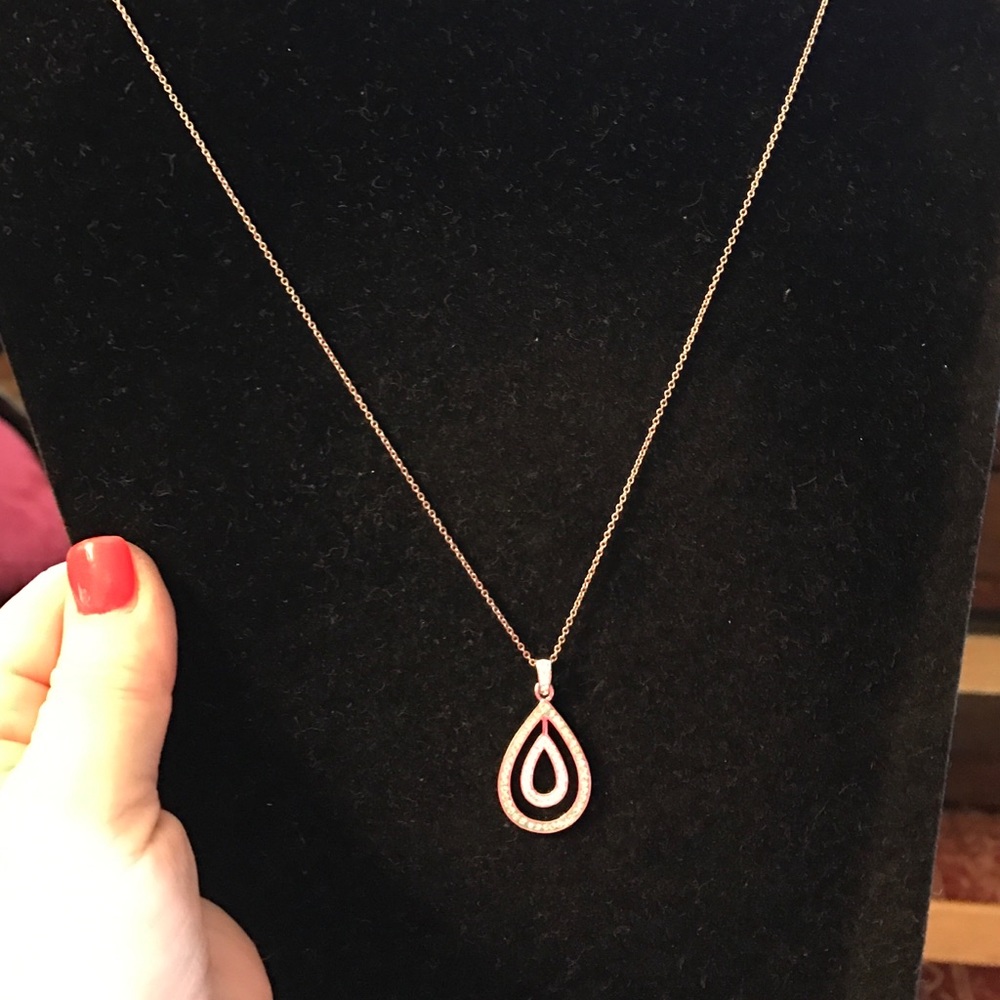 Necklace - Picture 3 of 4