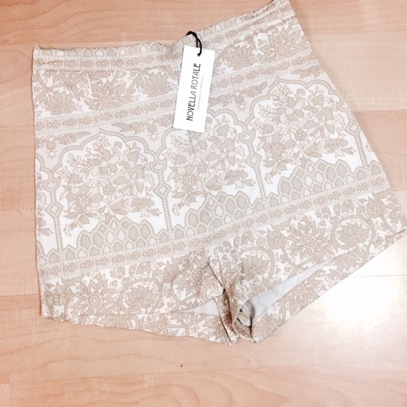 ⚡️FLASH SALE⚡️Novella Royalle High Waist Shorts - Picture 4 of 4