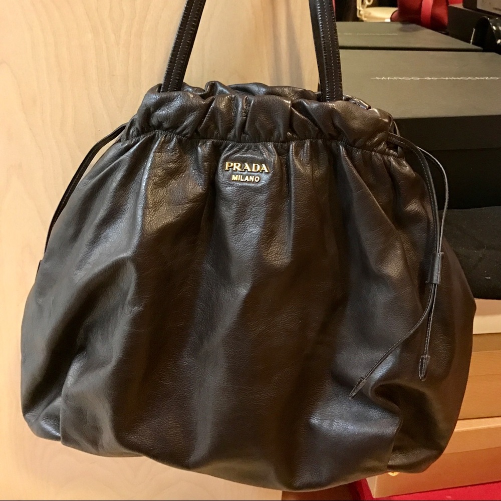 Like new Prada leather handbag. 100% Authentic!