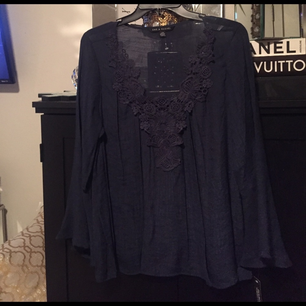 Woman's blouse navy blue BNWT size large