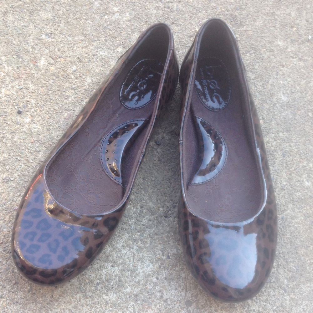 Women's B.O.C Leopard Flats Shoes 6M EUC