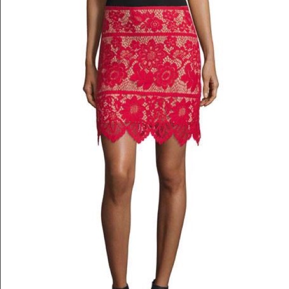 NWT For Love & Lemon Gianna Lace skirt - Picture 2 of 5