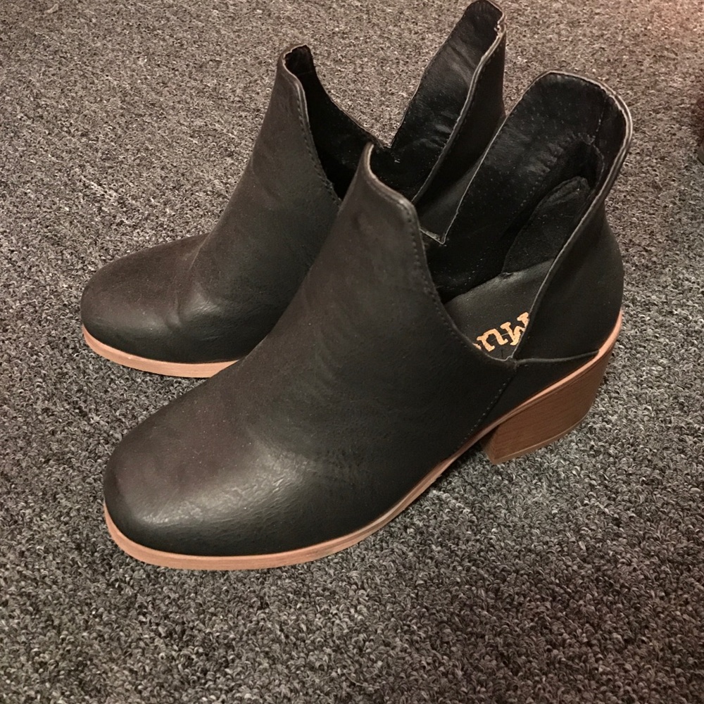 Black Booties