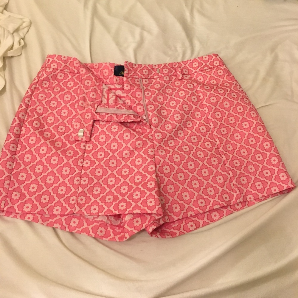 Pink pattern shorts