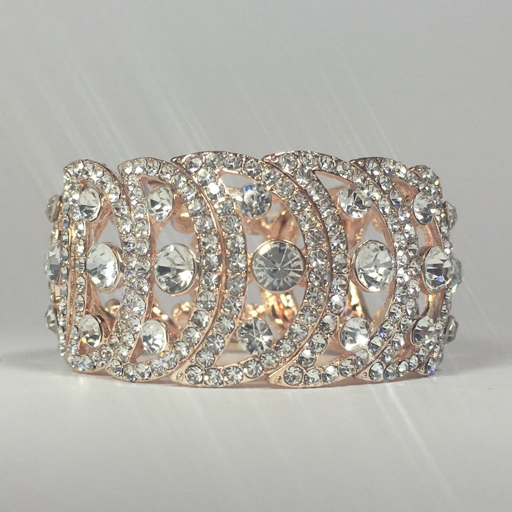 🎀Cliffwood Bracelet - Rose Gold w/ Clear Crystals