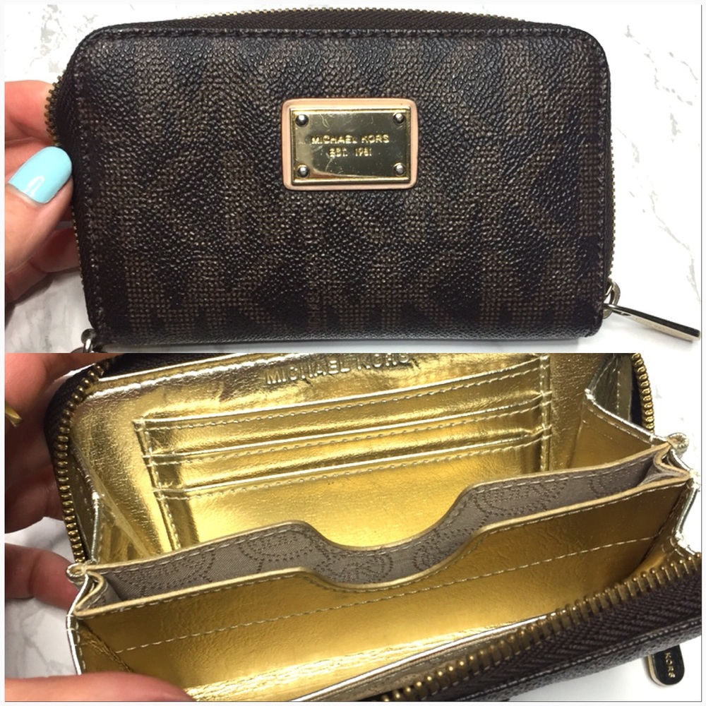 Authentic Michael Kors phone/wallet for iPhone 4