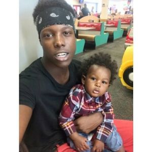 Meet your Posher, Javon