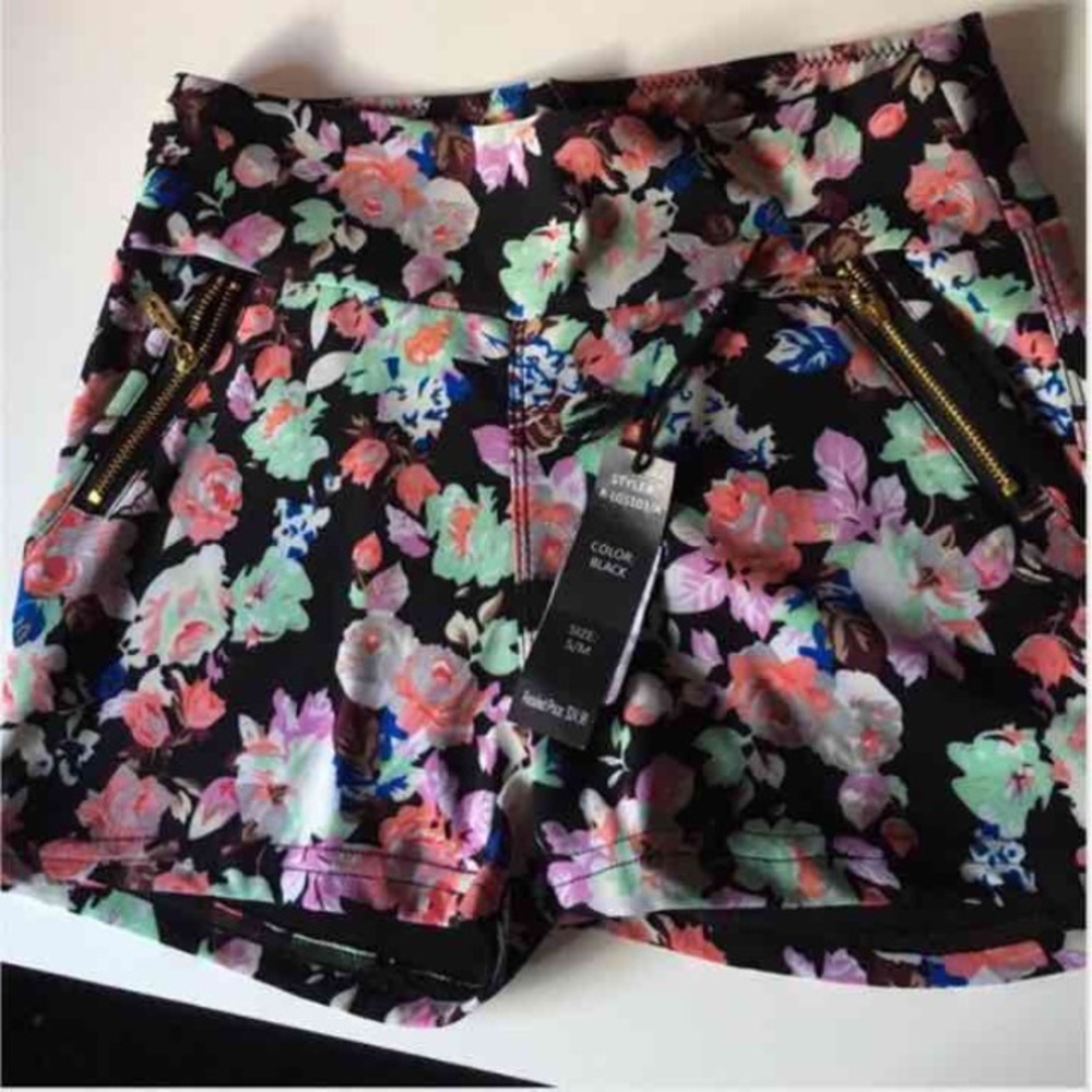 Semi high shorts