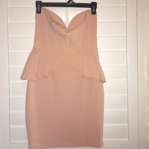 Forever 21 soft pink dress 💕🌷