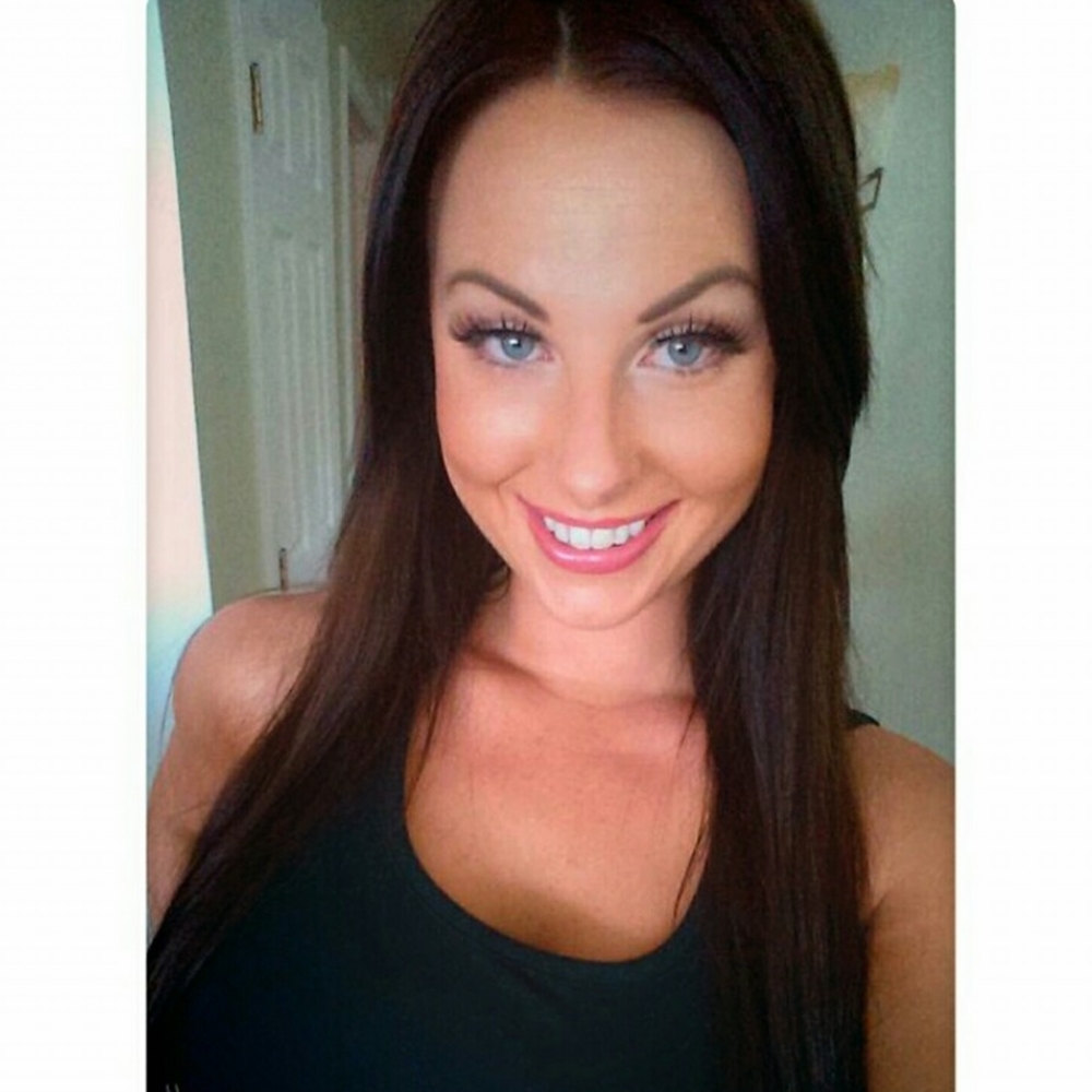Meet your Posher, Stephanie