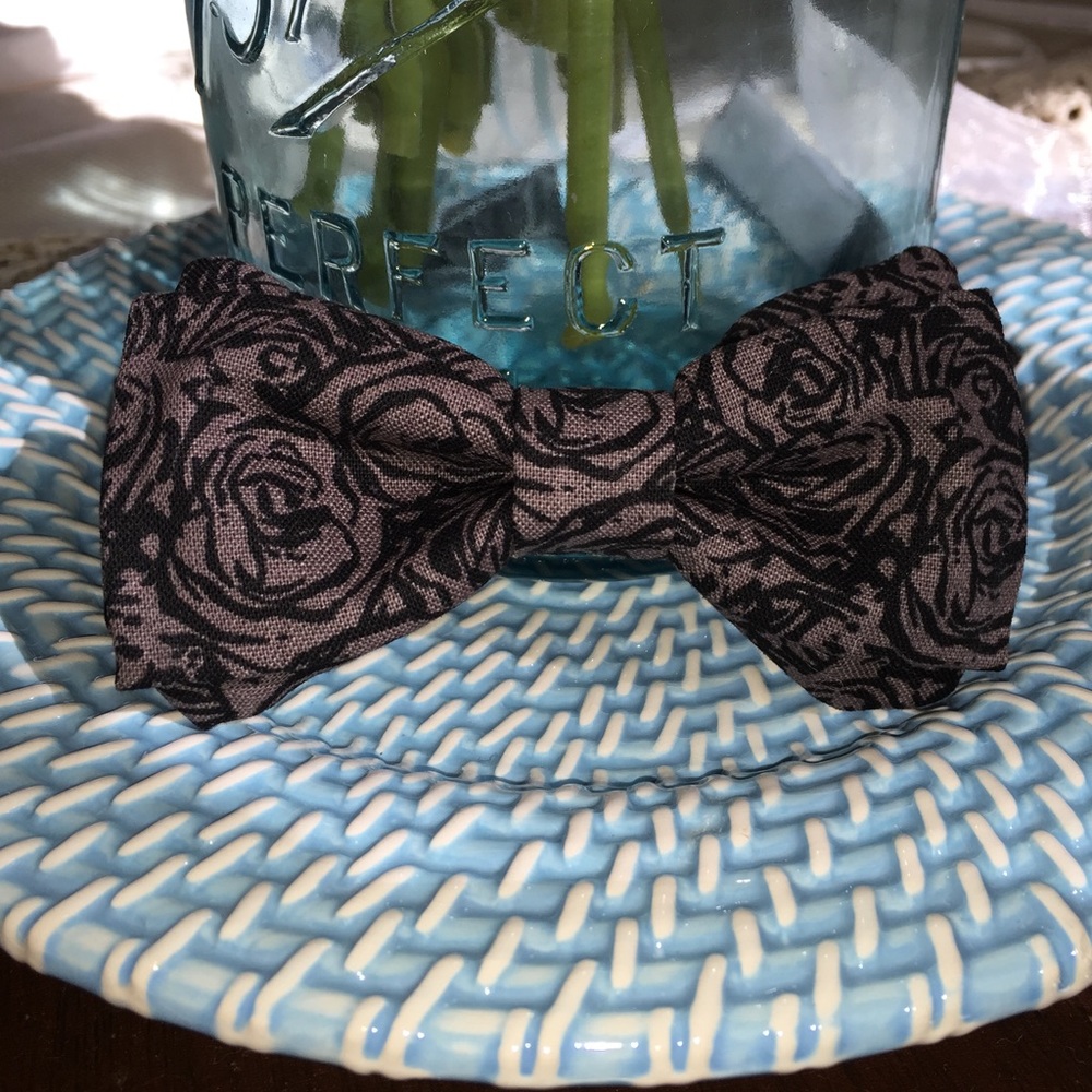 Boys bow tie