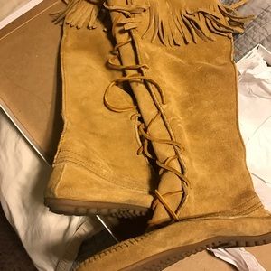 Minnetonka tall front lace-up boots