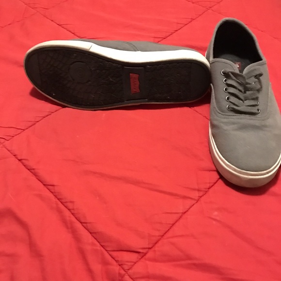 Levi's - Picture 1 of 2