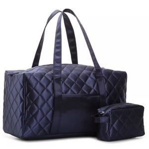 DSW weekender quilted bag with matching makeup bag