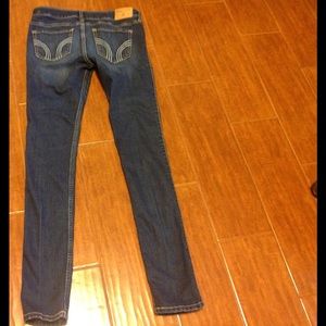 27/31 5R Hollister super skinny