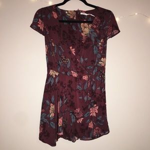 Urban Outfitters | Floral Romper